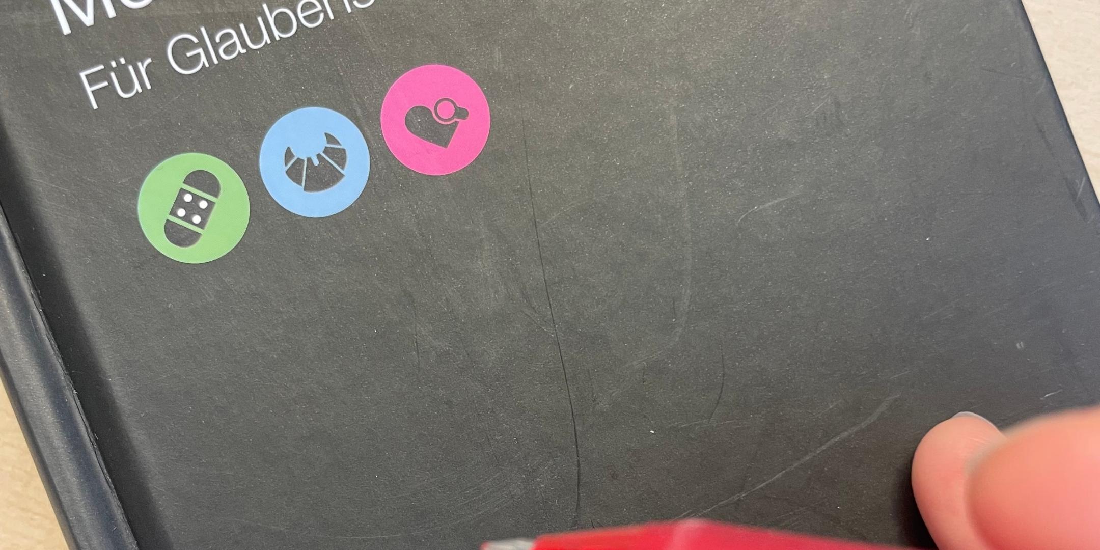 Notizbuch und Stift