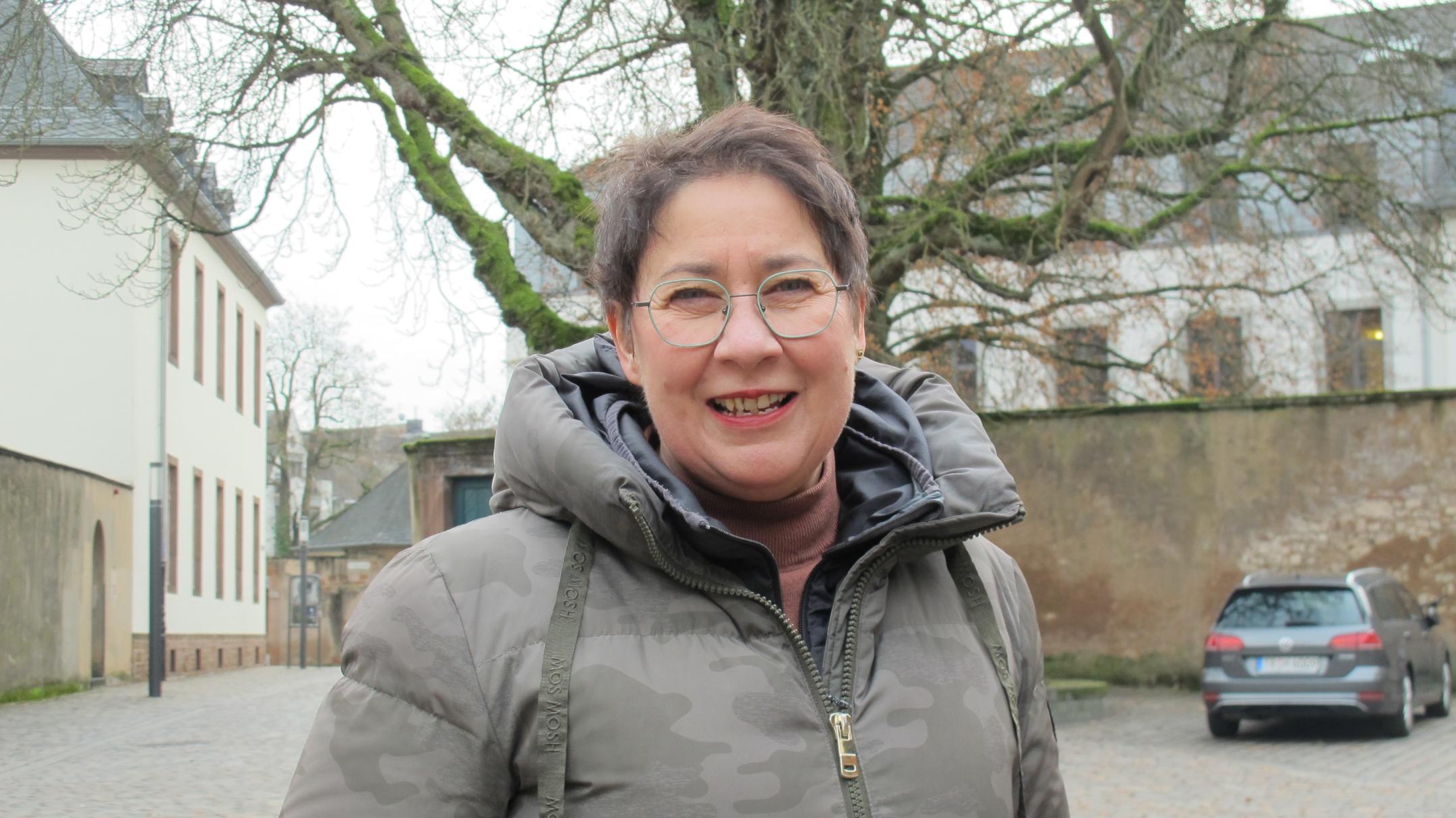 Stephanie Schneider ist Leiterin der TelefonSeelsorge Trier