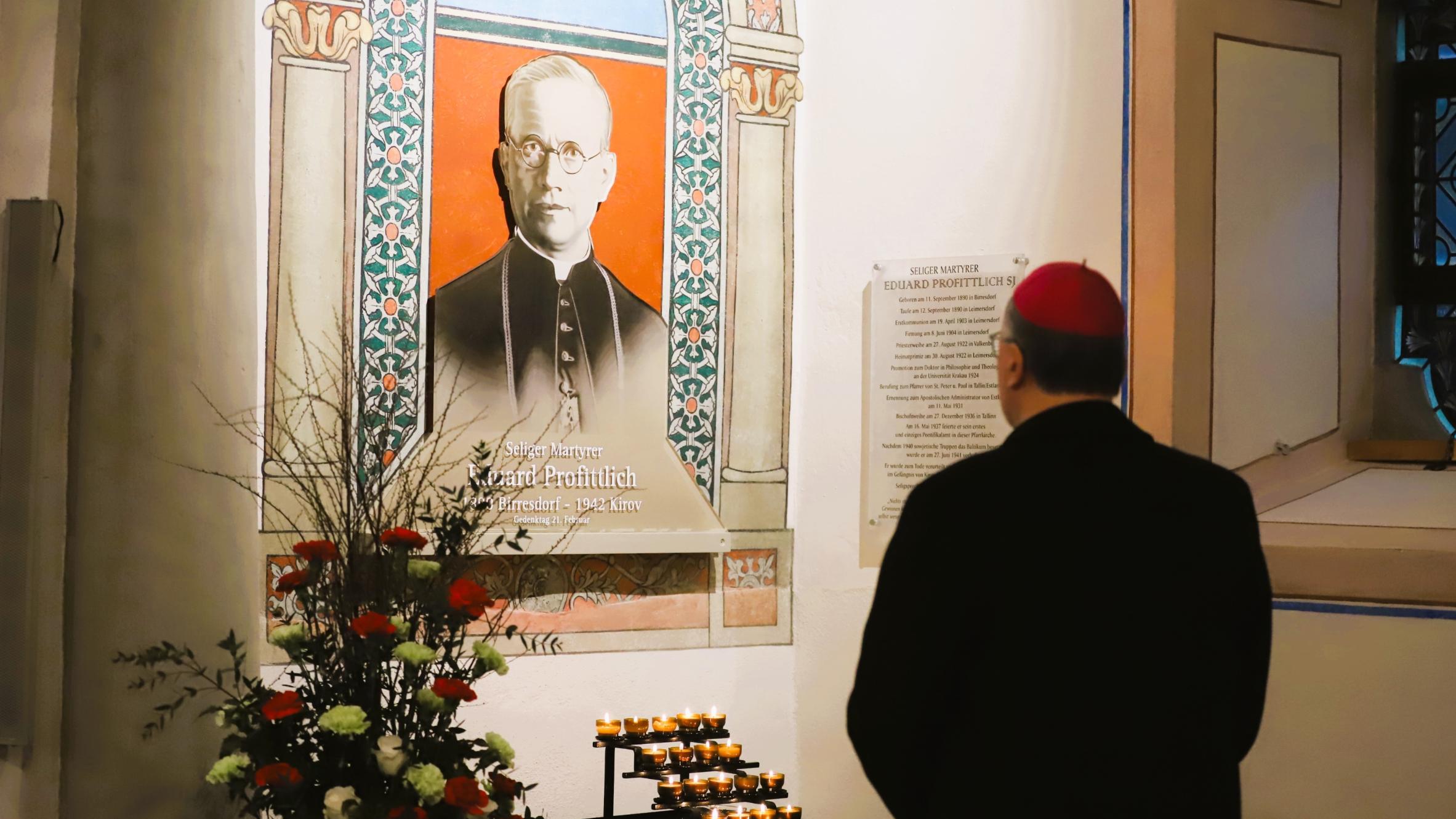 In der Taufkirche des Seligen Eduard Profittlich ist eine Gedenkstätte eingerichtet worden.