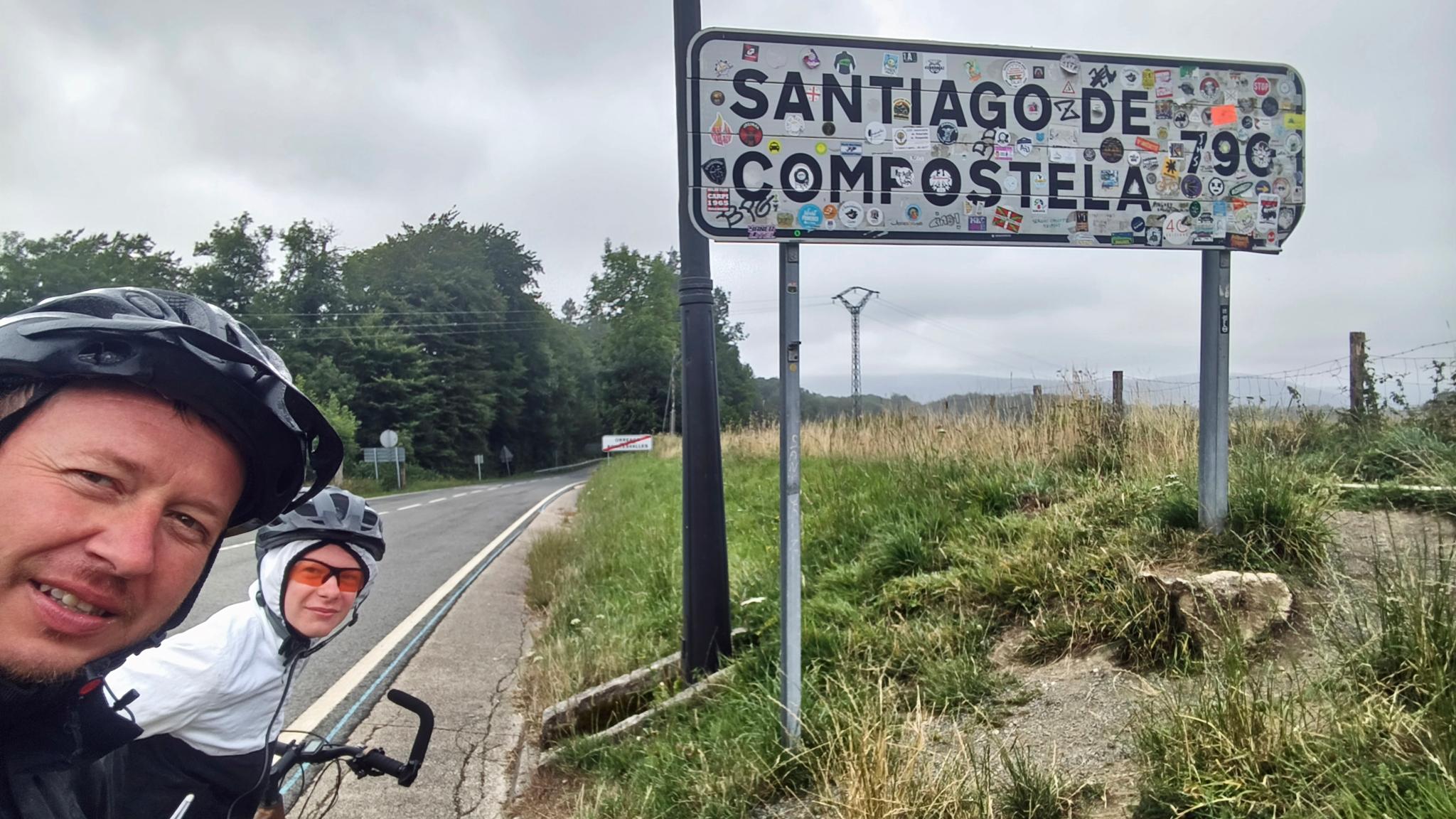 Christian und Mika Wagner pilgerten mit dem Fahrrad nach Santiago de Compostela.